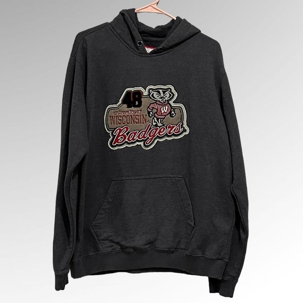 American Classic Wisconsin Badgers Hoodie Gray Bucky Badger Sweatshirt Mens L